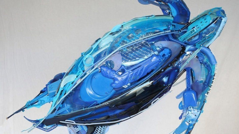 ART | 26 Impressive works of art made from recycled materials