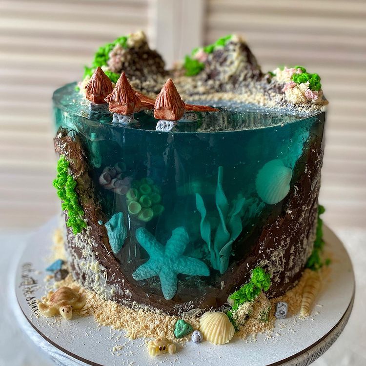 island cake made with jelly and other edible decorations