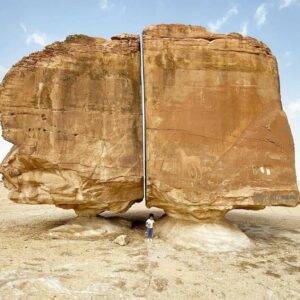 37 Most Unusual Rock Formations From Around The World - Illuzone